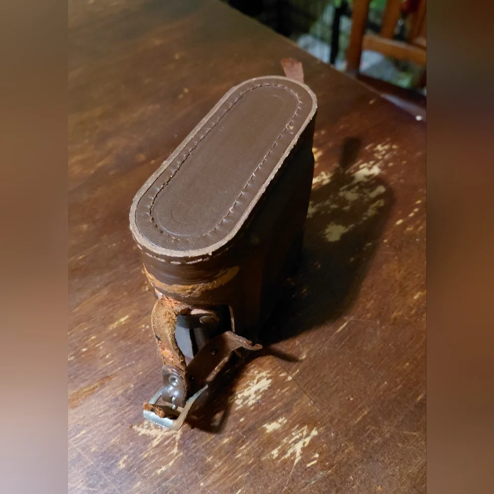 Vintage 1940’s Beacon Camera With Original Leather Case